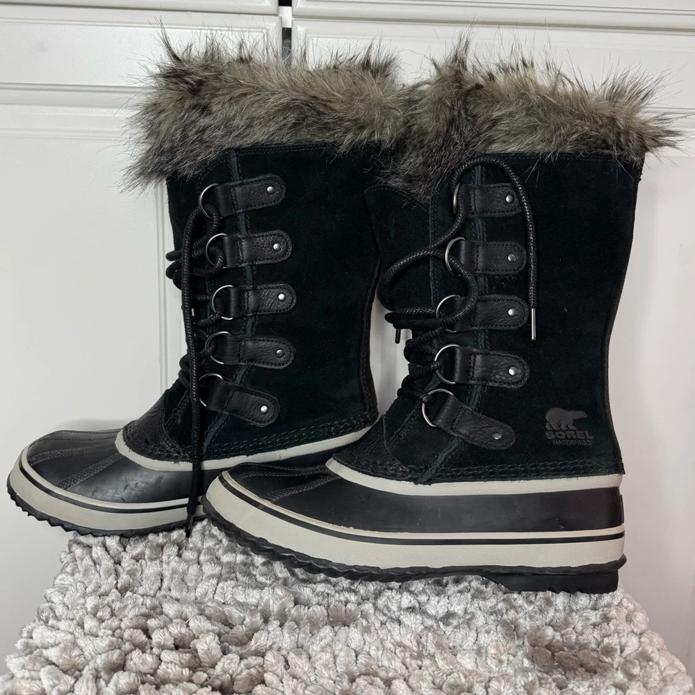 SOREL JOAN OF ARCTIC™ BOOTS